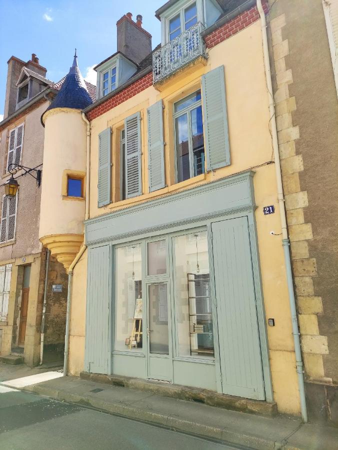 L'Atelier De L'Artiste - Moulins Coeur De Ville Dış mekan fotoğraf